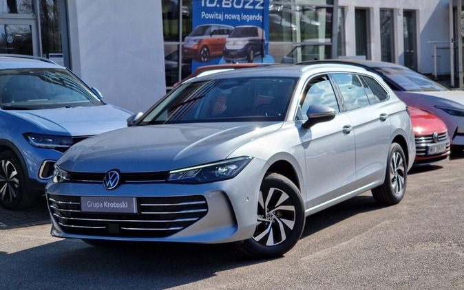 Volkswagen Passat cena 176500 przebieg: 1, rok produkcji 2024 z Puszczykowo małe 254